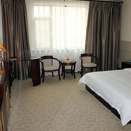 China Rushan Champs Elysees Hotel Shandong Exterior foto