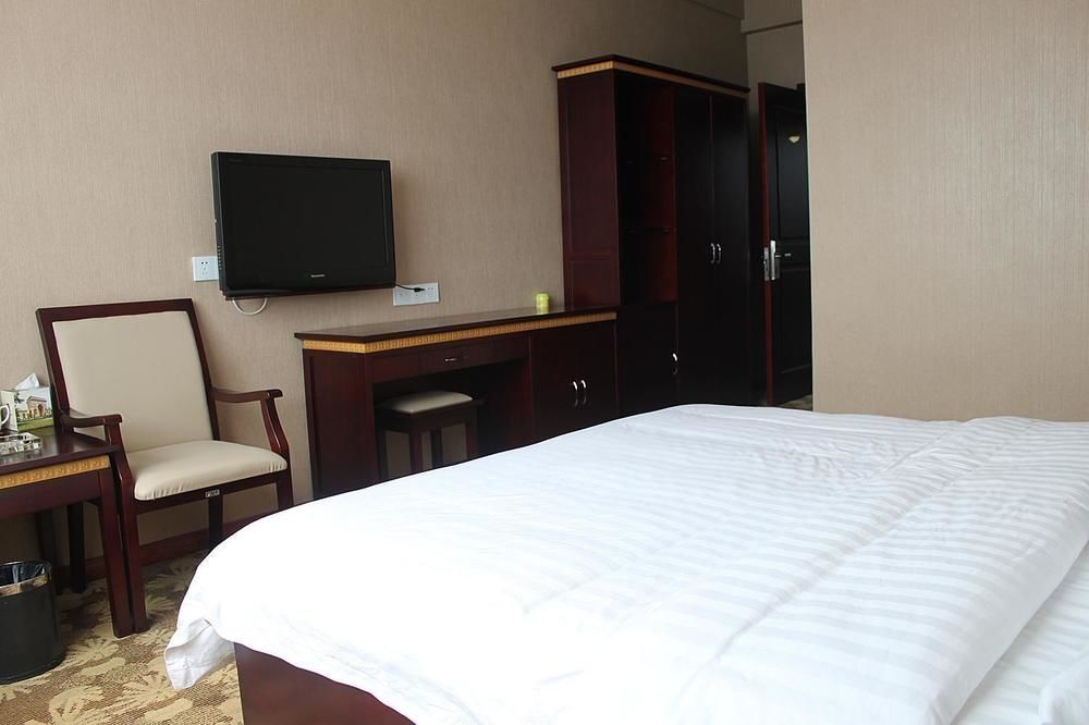 China Rushan Champs Elysees Hotel Shandong Exterior foto